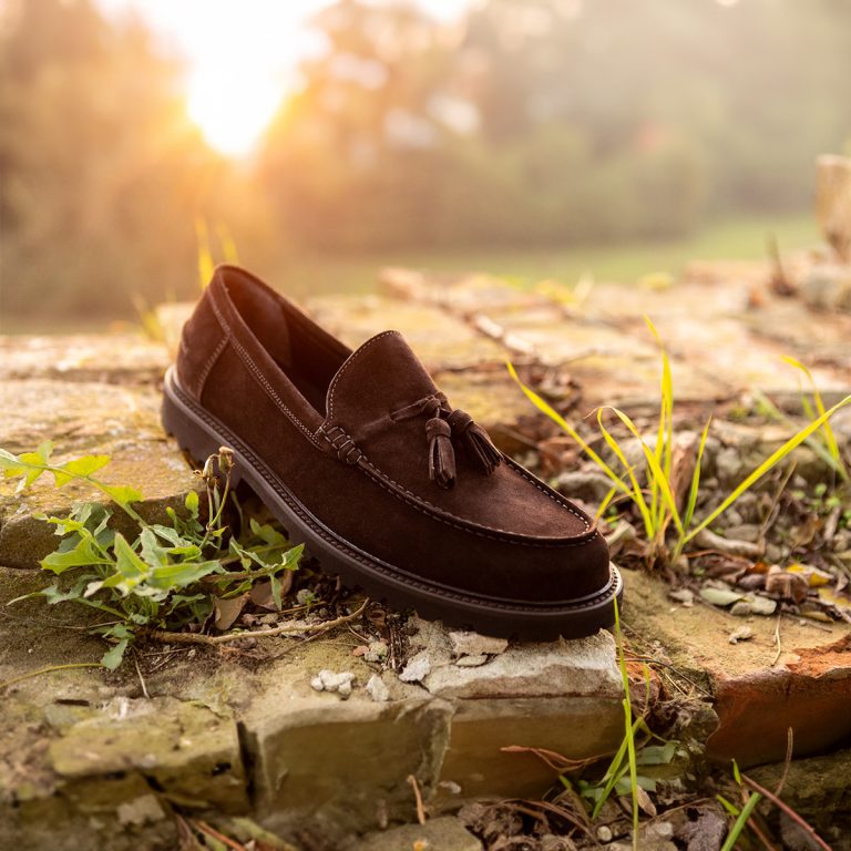 mocassini con nappine linea zefiro color testa di moro